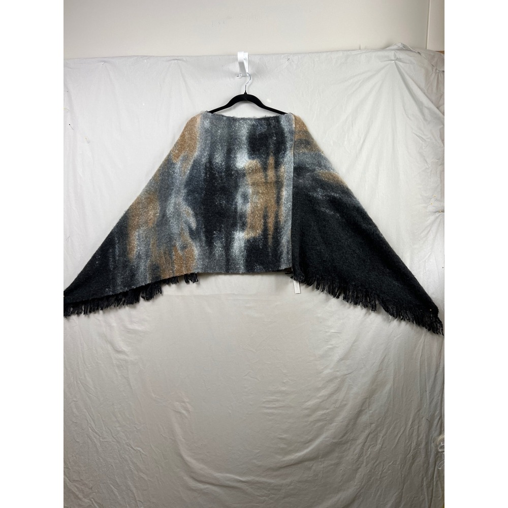 Coco + Carmen Poncho Women OS Multi Color Abstract Fringe Fuzzy New Layering